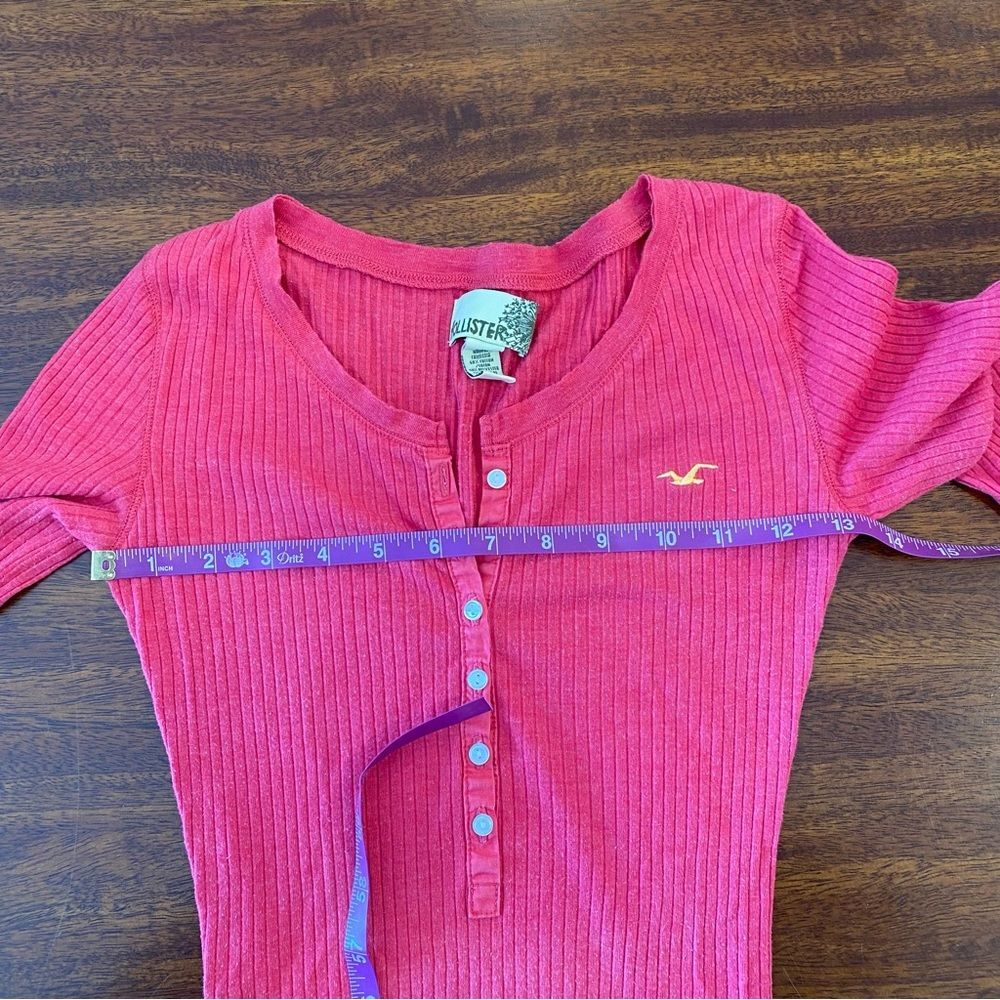 Hollister Women's Long Sleeve Ribbed Henley Top in Pink - Picture 7 of 8